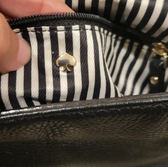 Kate Spade Leather Crossbody Purse - Picture 4 of 10